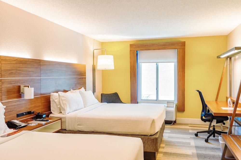 Holiday Inn Express Charleston Us Highway 17 & I-526 By Ihg Екстериор снимка