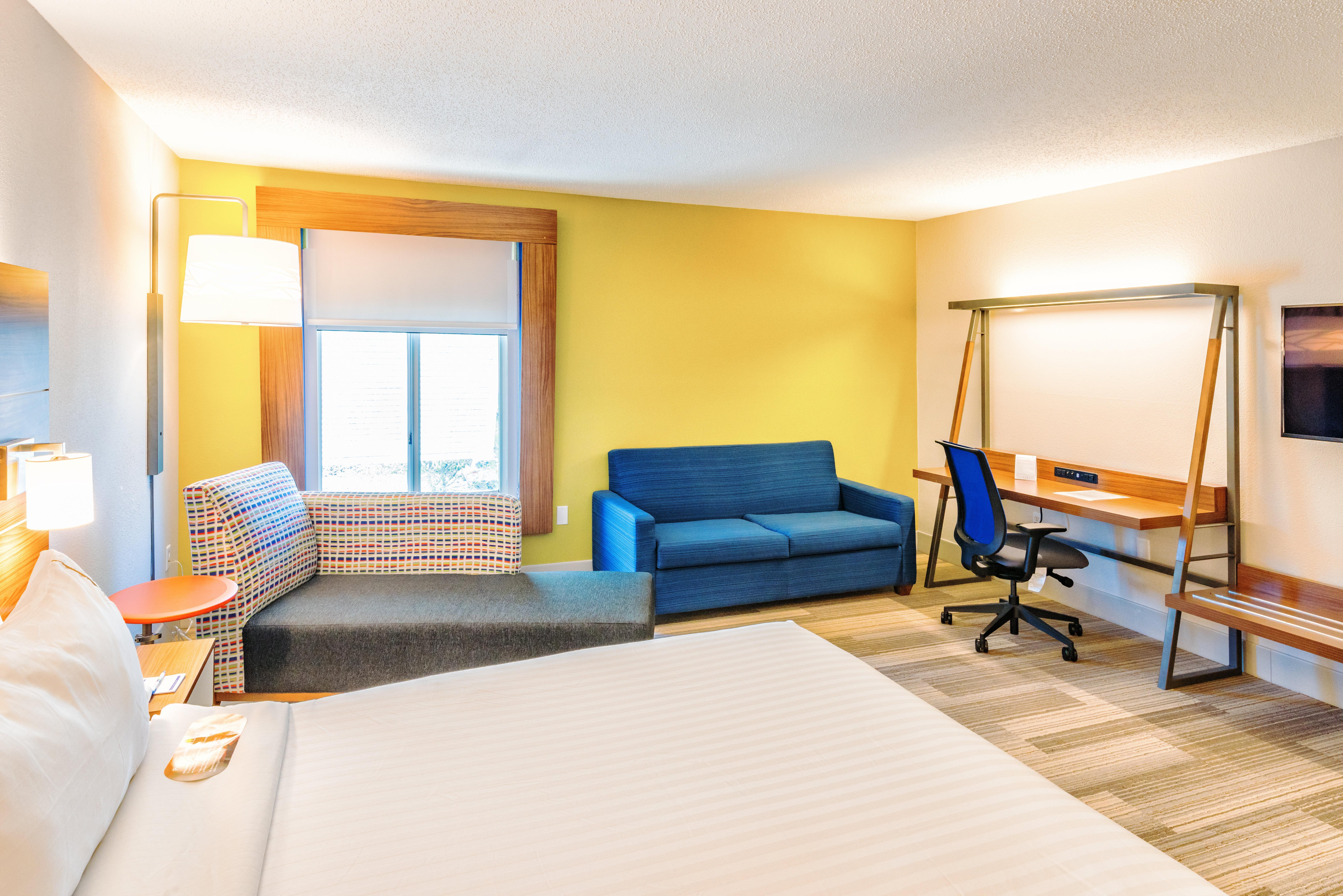 Holiday Inn Express Charleston Us Highway 17 & I-526 By Ihg Екстериор снимка