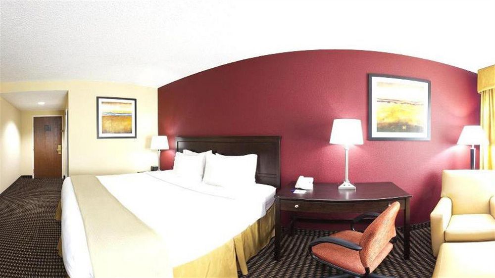 Holiday Inn Express Charleston Us Highway 17 & I-526 By Ihg Екстериор снимка