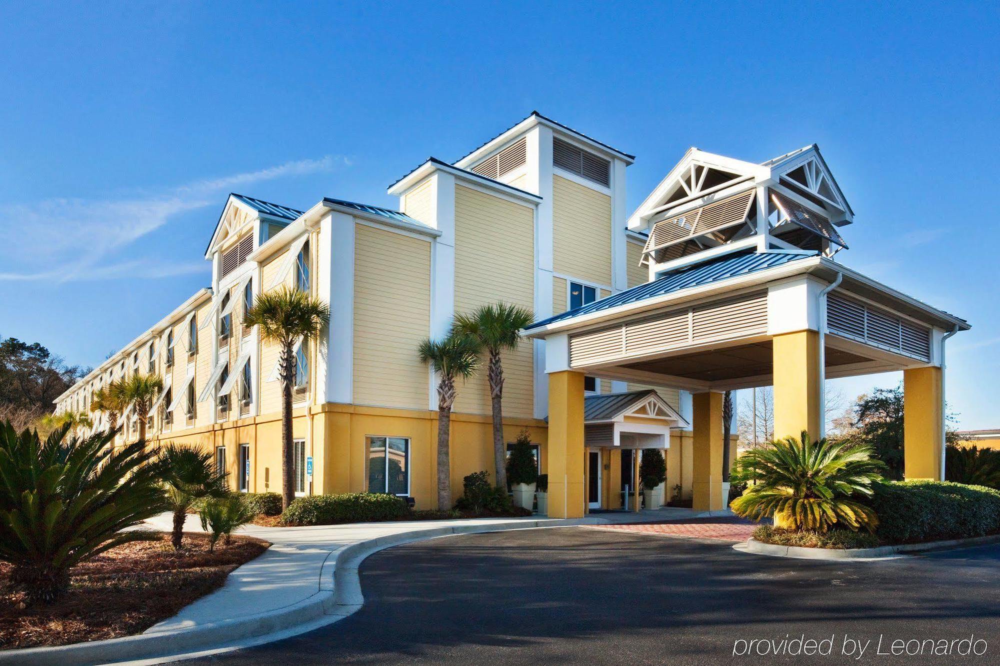 Holiday Inn Express Charleston Us Highway 17 & I-526 By Ihg Екстериор снимка
