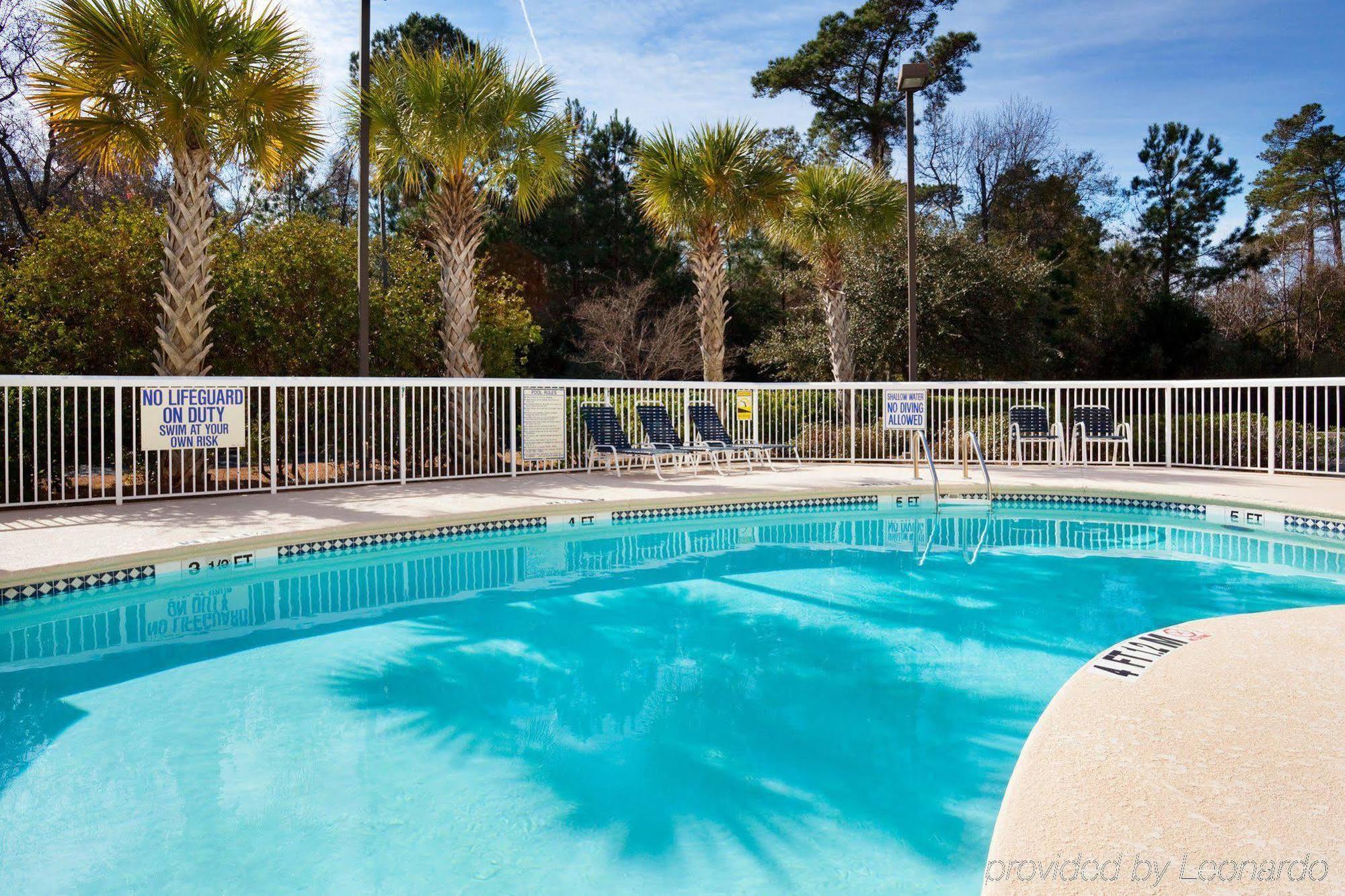 Holiday Inn Express Charleston Us Highway 17 & I-526 By Ihg Екстериор снимка