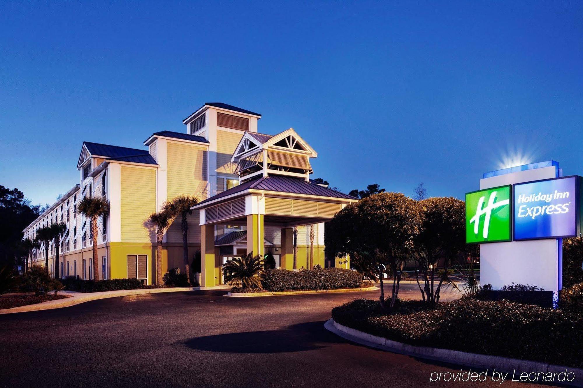 Holiday Inn Express Charleston Us Highway 17 & I-526 By Ihg Екстериор снимка